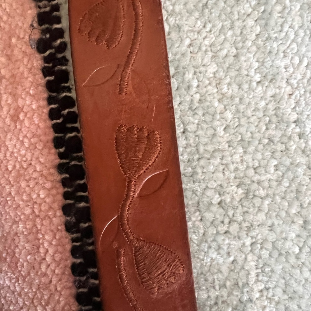 Fossil belt .. brown leather with flower imprints.